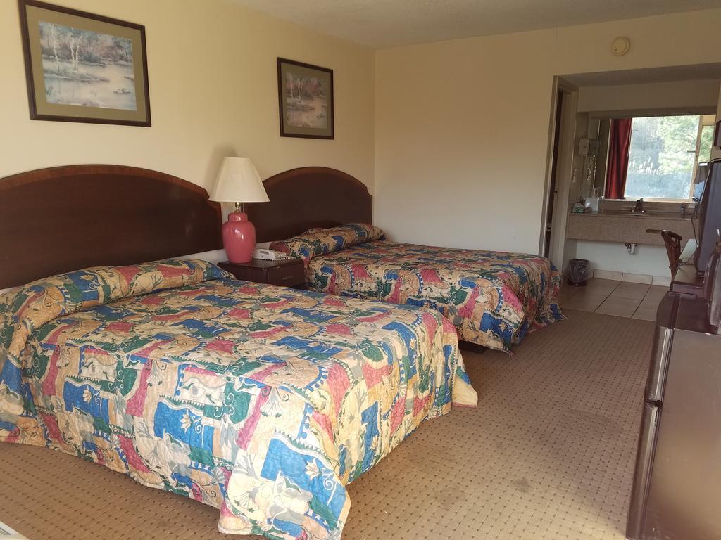 American Inn Skippers/Emporia Area Ngoại thất bức ảnh